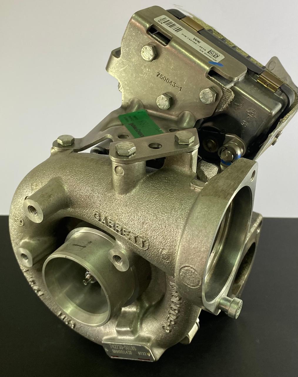 X5 / 742730-5018S / 3.0d TURBO NEW