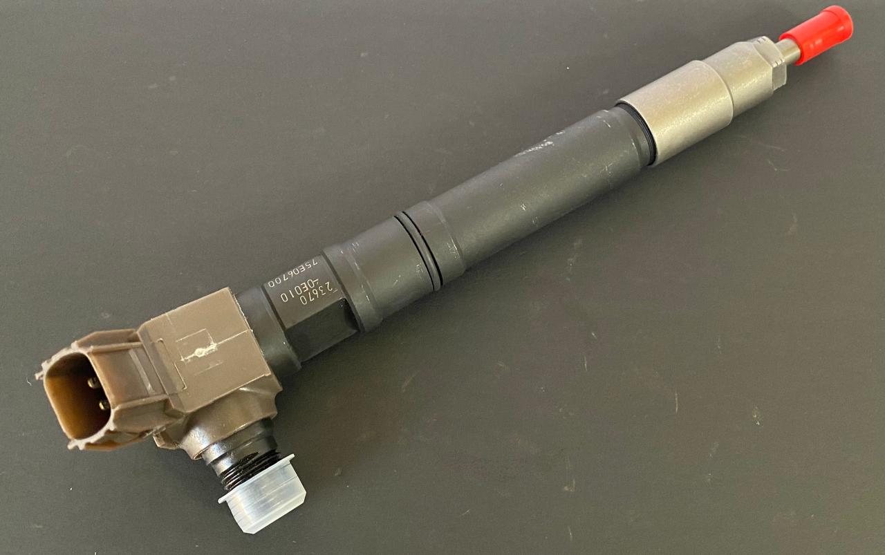 Toyota GD6 / 295700-0520 / 2.8 Injector
