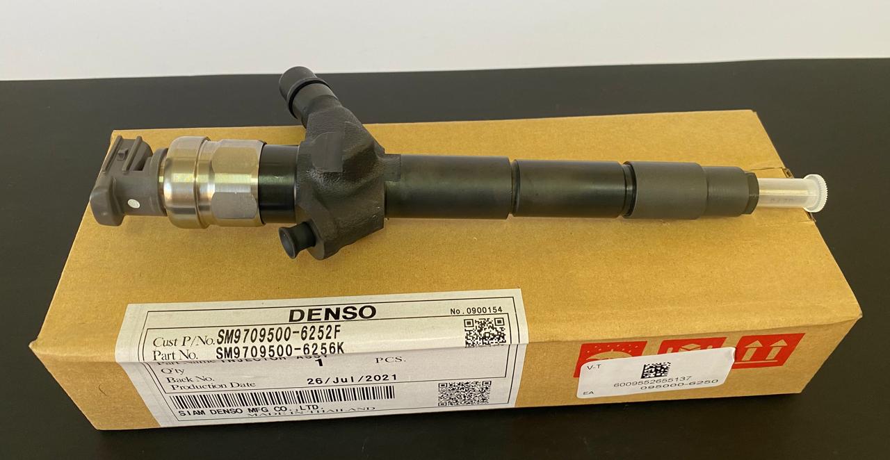 Nissan Navara / 16600EB70D Injector